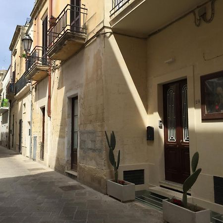 B&B Le Giravolte Lecce Exterior photo